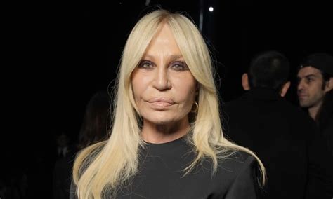 donatella versace gezicht|donatella versace news.